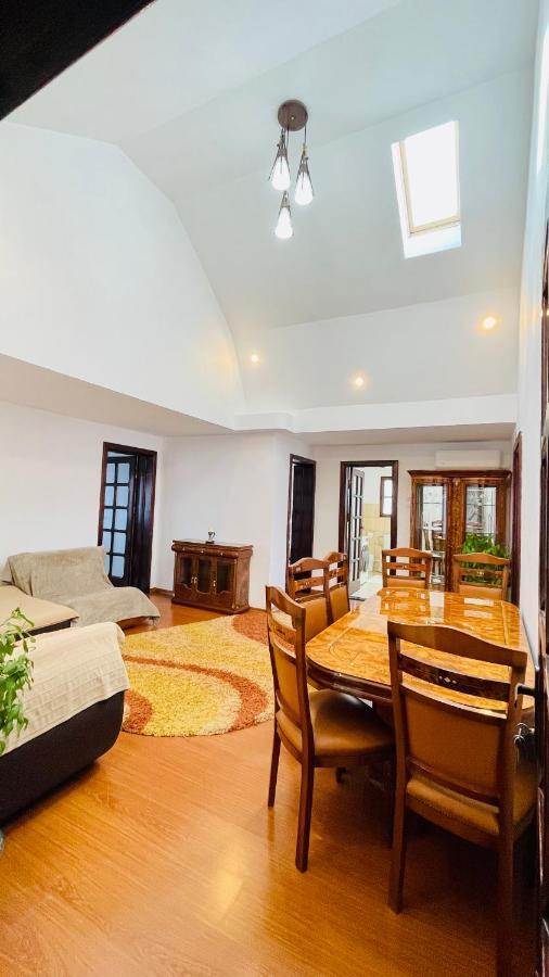 דירות Târgu Jiu Leto House מראה חיצוני תמונה