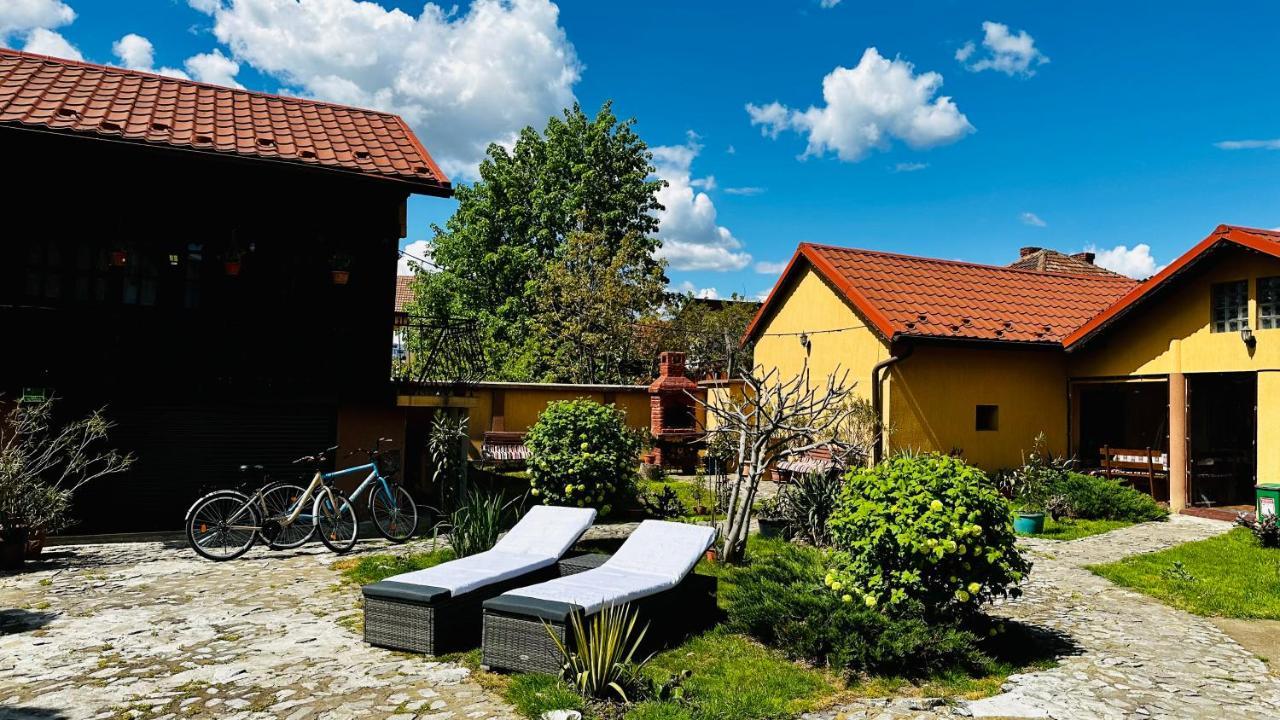 דירות Târgu Jiu Leto House מראה חיצוני תמונה